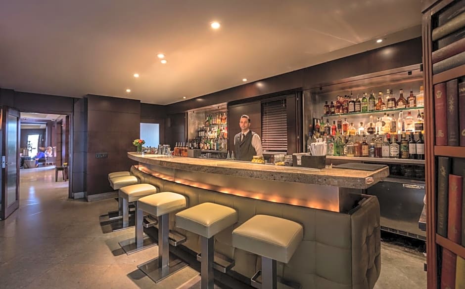 Library Hotel