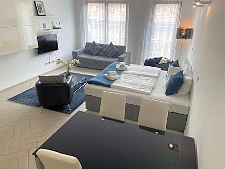 Family Studio