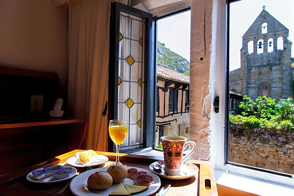 Hotel Posada Santa Maria la Real