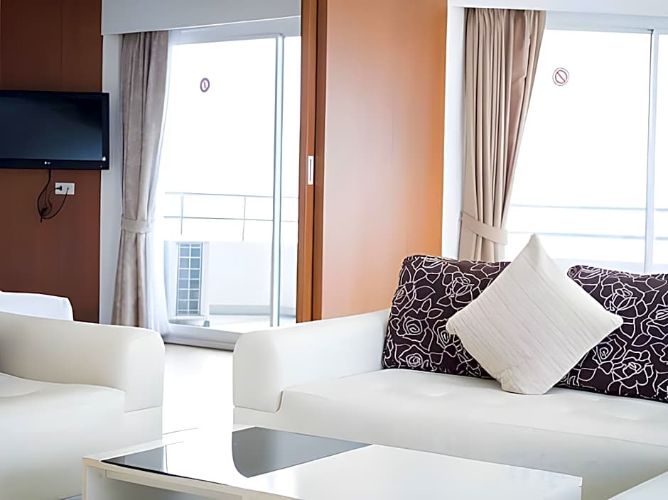 Mark Land Seaside Pattaya