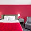 Clarion Pointe - Greensboro Coliseum Area