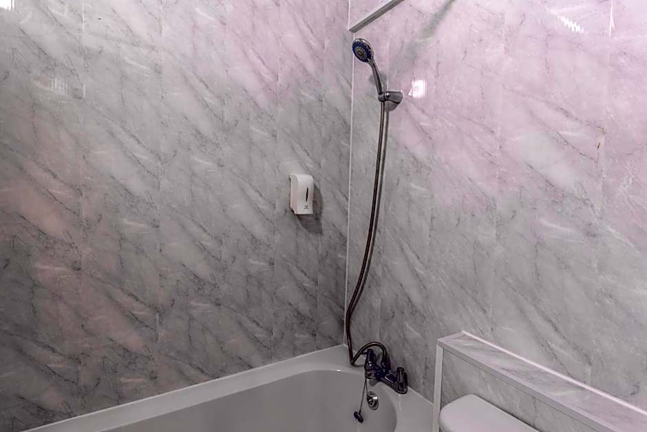 Grand Burstin Hotel Folkstone