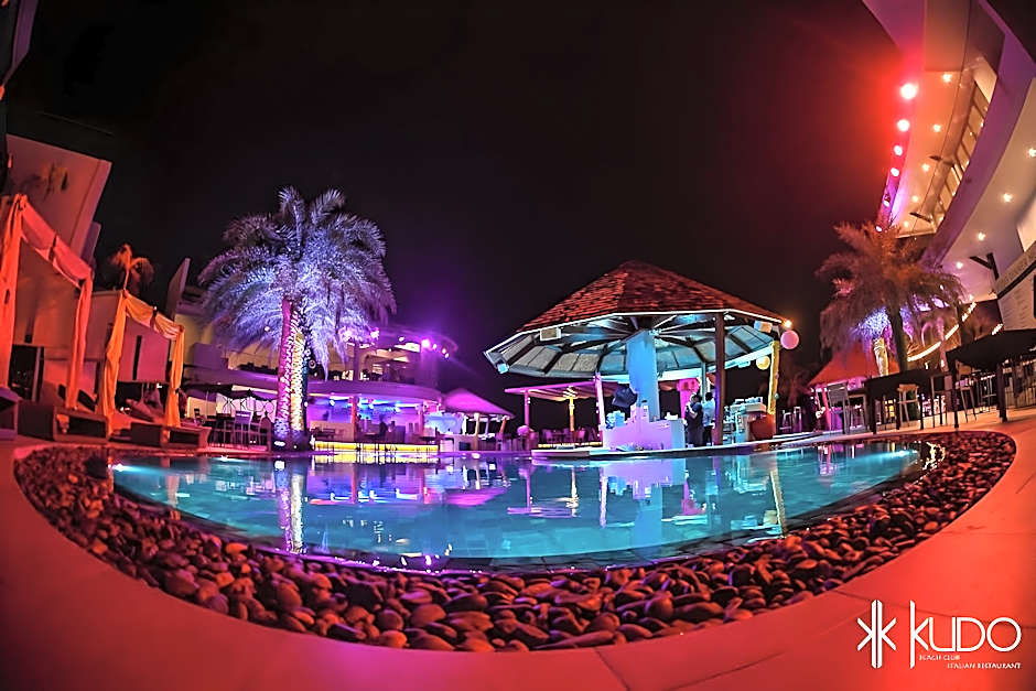 Kudo Hotel & Beach Club (Adults Only)