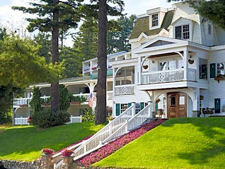 Mirror Lake Inn