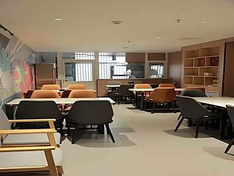 Thank Hotel Xinzhou Fanshi Shahe Town Wenhui Road