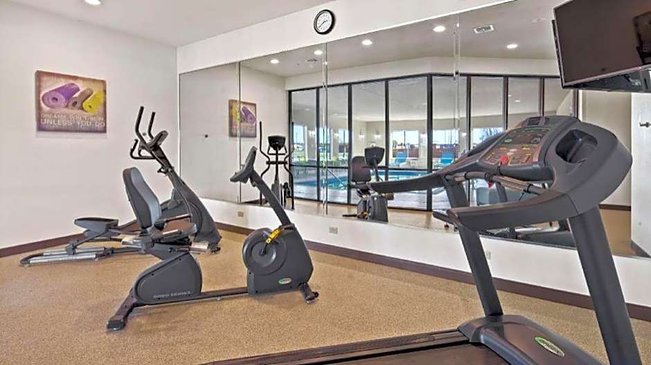 Best Western Lindsay Inn & Suites