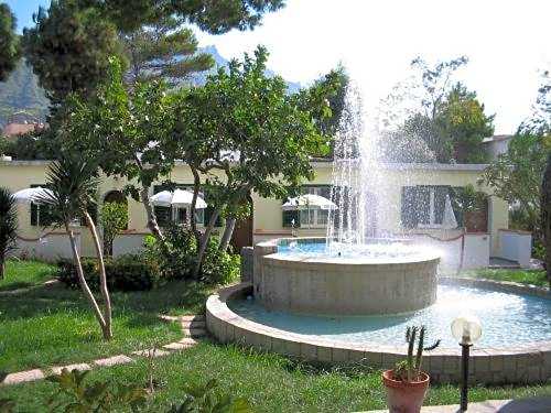 Albergo Villa Hibiscus