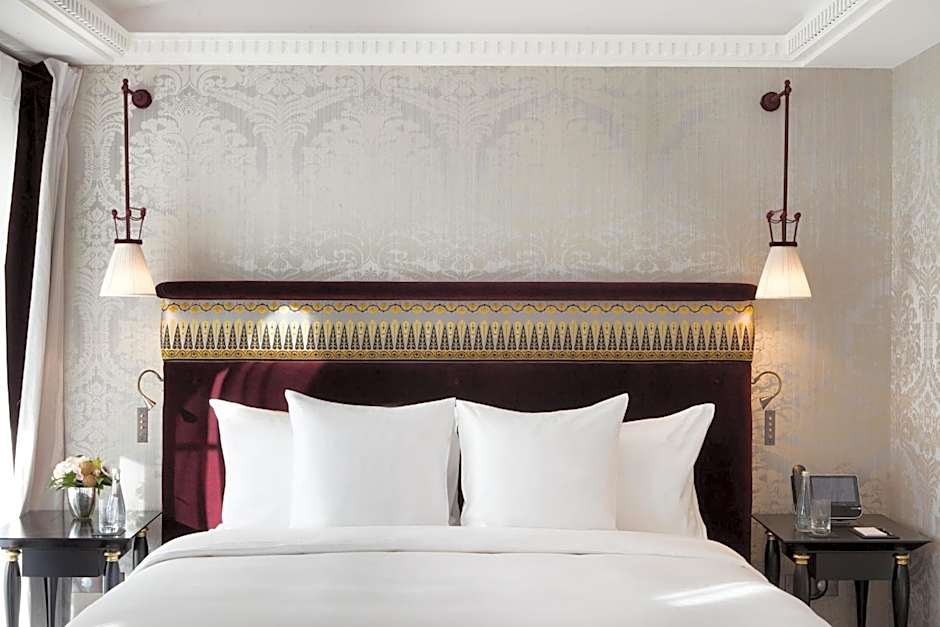 La Réserve Paris Hotel & Spa