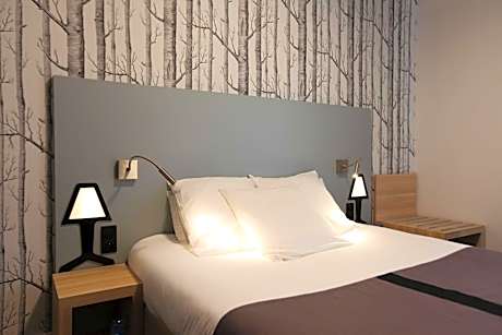 Queen Room with Two Queen Beds and Communicating Room - Non-Smoking