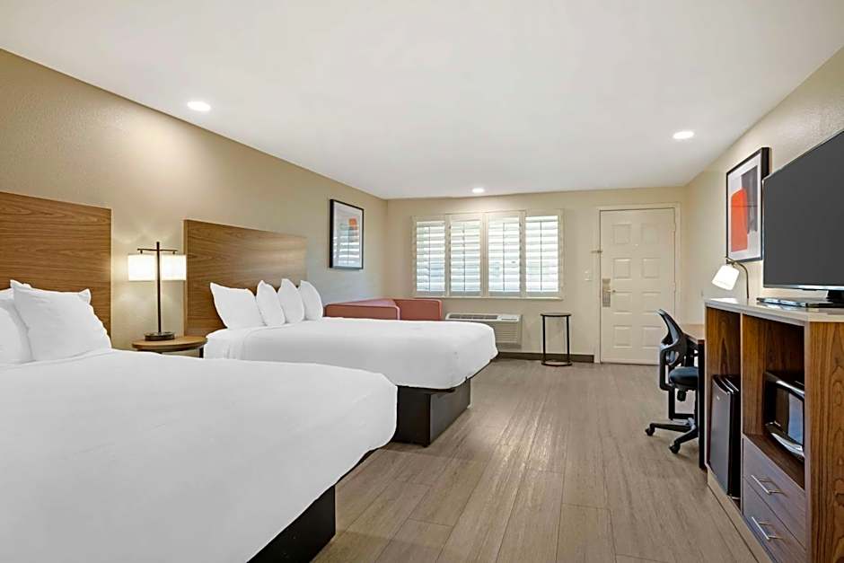 Best Western Shadow Inn