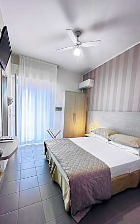 Double or Twin Room with Balcony