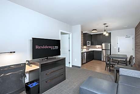 1 Bedroom Suite, 2 Queen