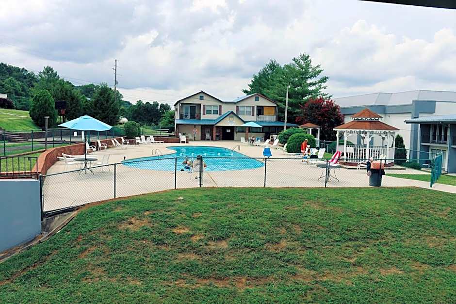 Baymont by Wyndham Cookeville