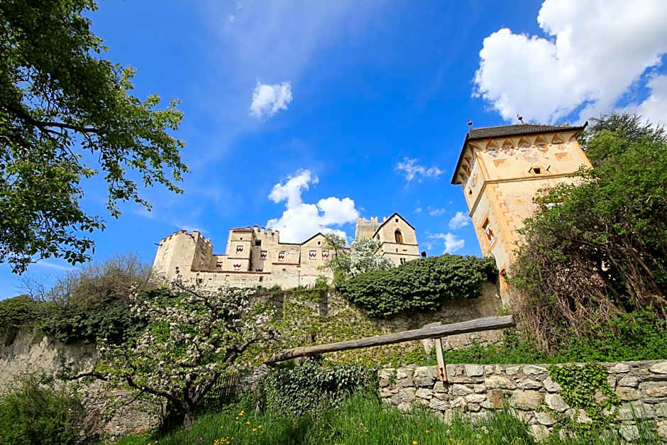 Pension & Residence Astoria