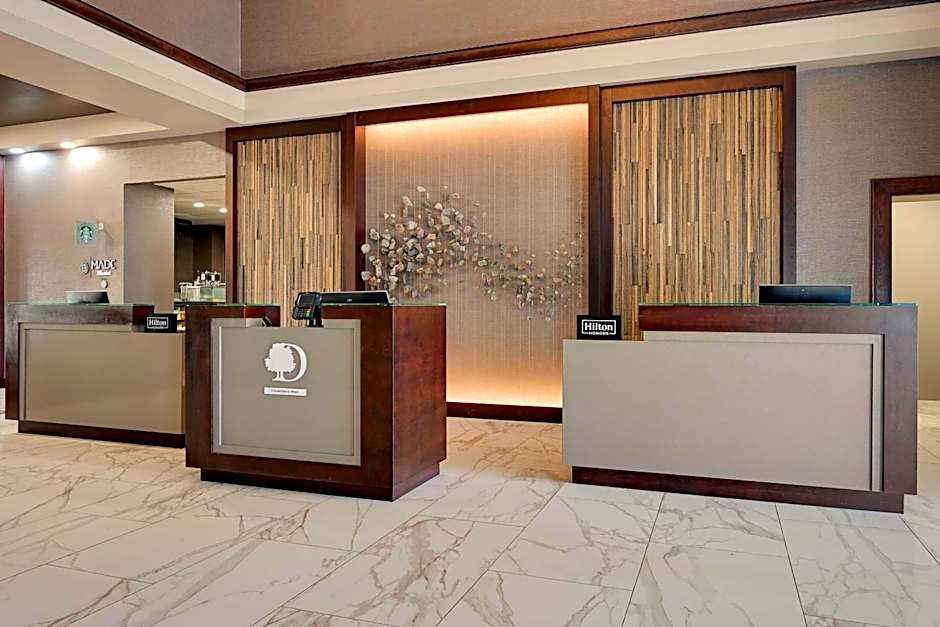 DoubleTree by Hilton Denver International Airport