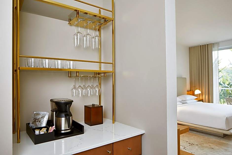 The Sarasota Modern, a Tribute Portfolio Hotel