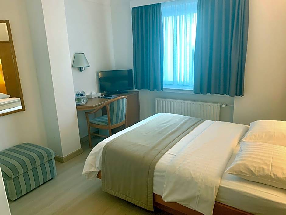 Hotel Francais
