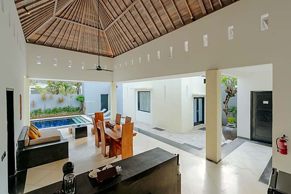 The Seminyak Suites Private Villas 