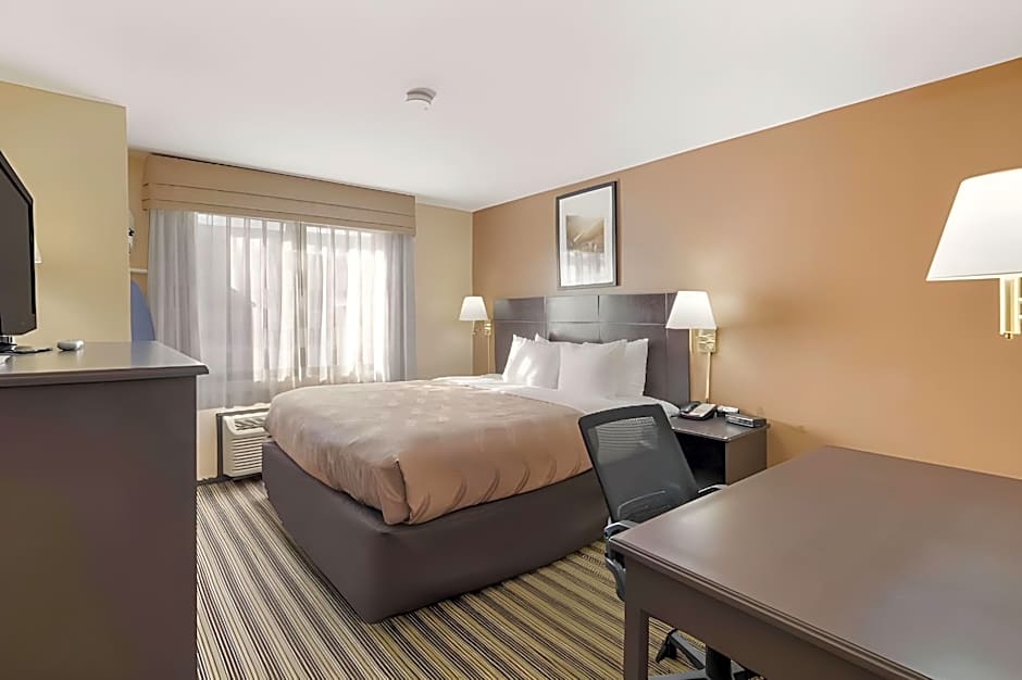 Quality Inn Clovis