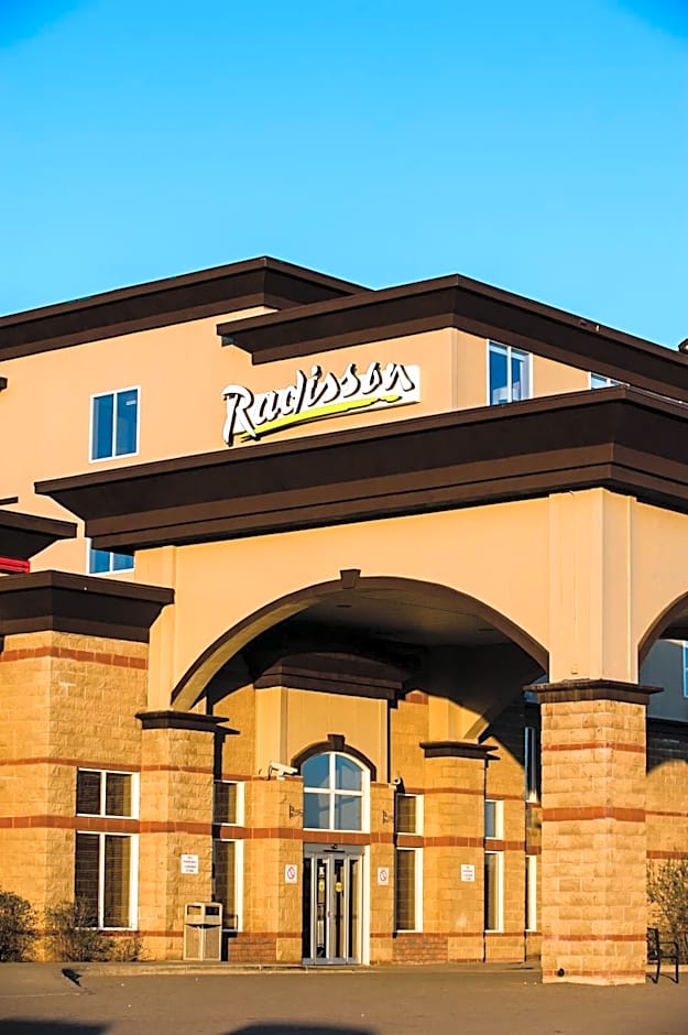 Radisson Hotel & Suites Fort Mcmurray