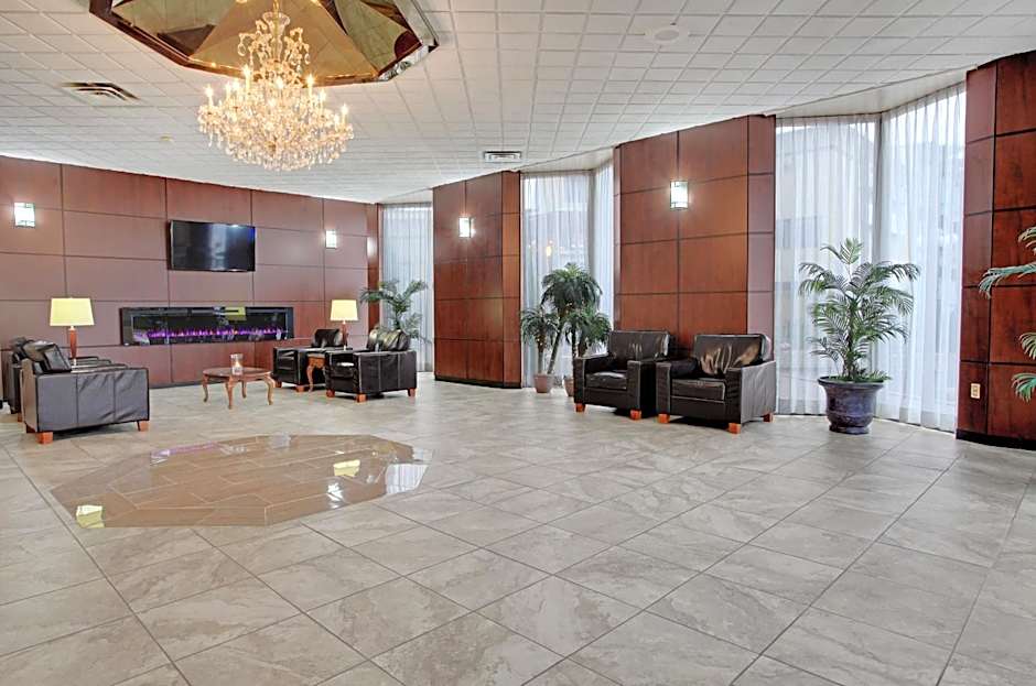 Travelodge by Wyndham Lloydminster