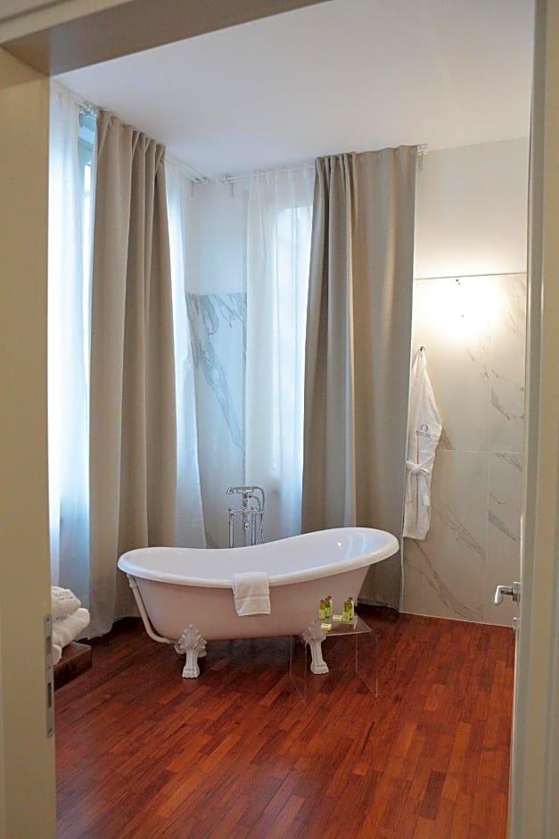 Palazzo Cini Luxury Rooms in Pisa