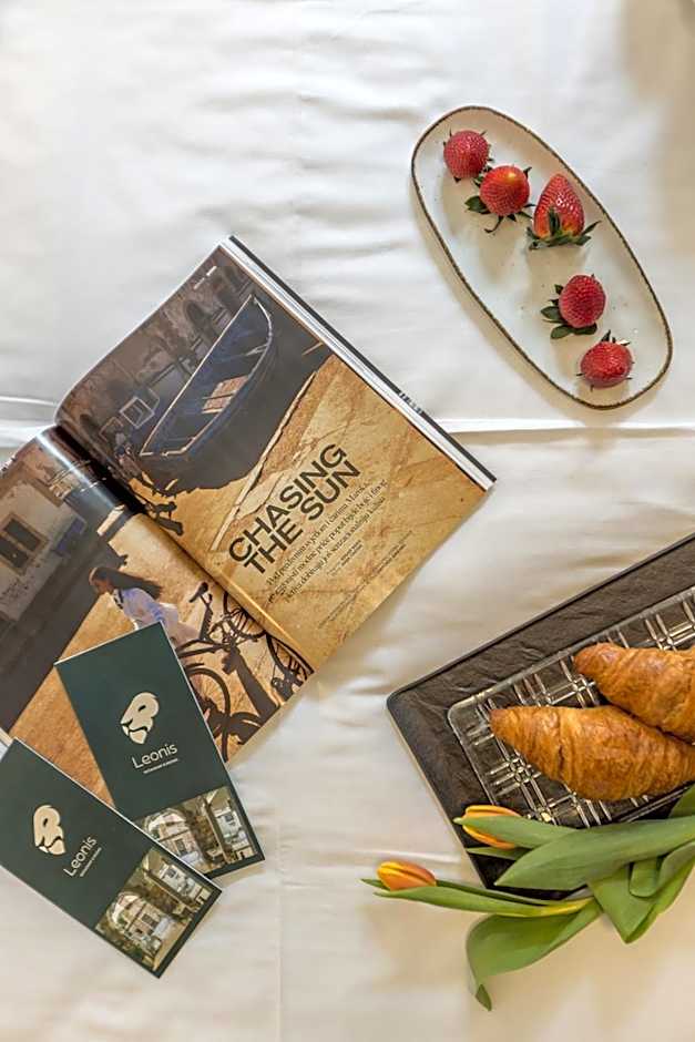 Leonis Restaurant & Rooms