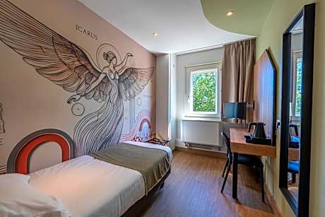 Single Room