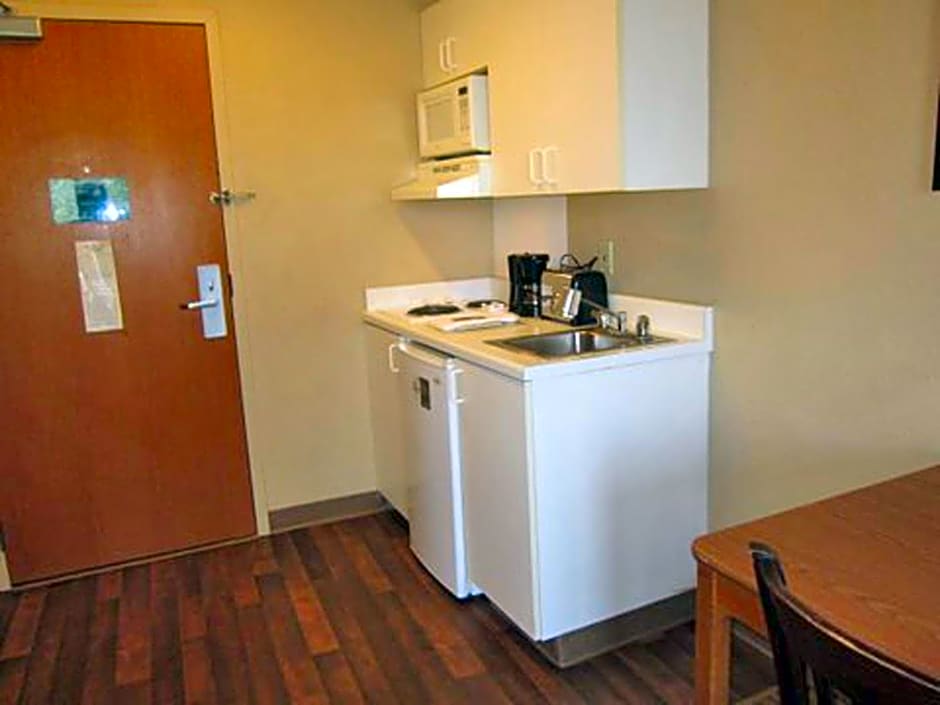 Extended Stay America Suites - Cincinnati - Blue Ash - Kenwood Road