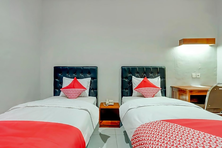 OYO 90089 Hotel Satria Syariah