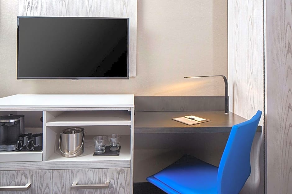 DoubleTree By Hilton New York Times Square West