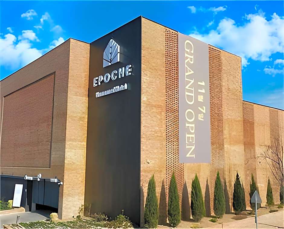 Zdjęcie 1 z 41 — Epoche Hotel