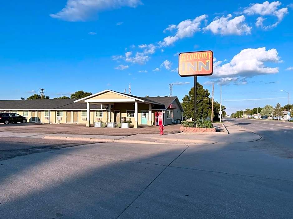 Economy Inn McCook