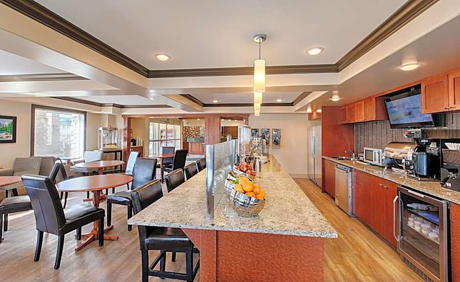 Canalta Rocky Mountain House