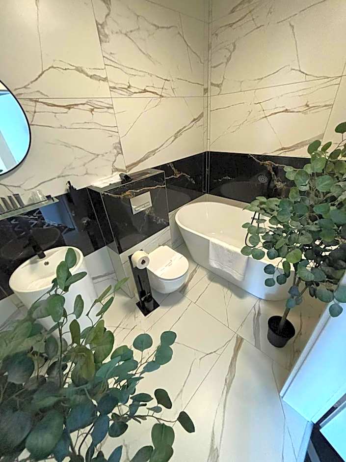 Hotel Lantier & Swimming Pool Zone