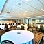 Holiday Inn Express Hotel & Suites Milwaukee Airport by IHG