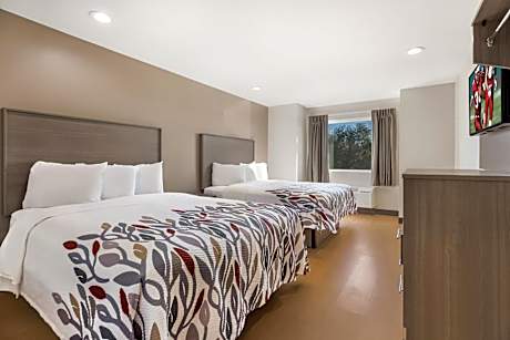 Deluxe Queen Room with Two Queen Beds