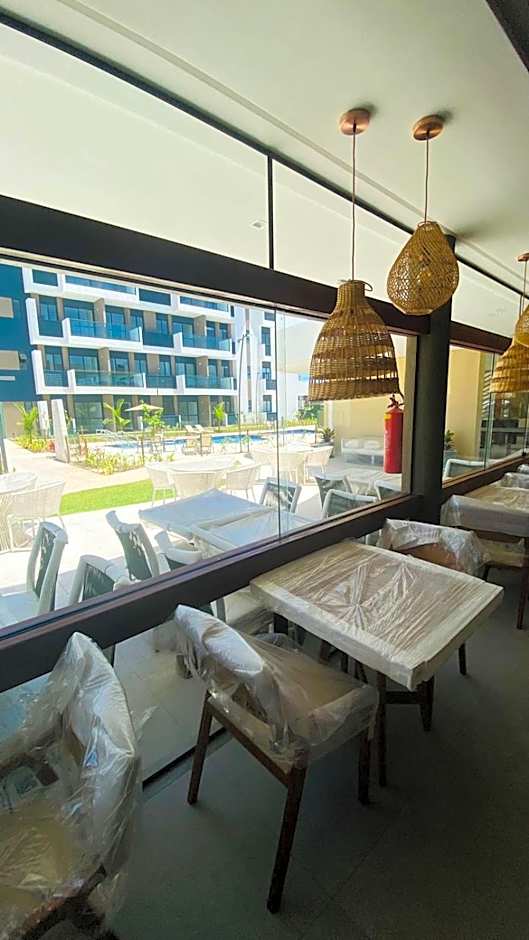 Porto de galinhas Muro alto Makia