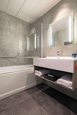 DOUBLE CLASSIC GARDEN VIEW