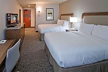 Queen Room with Two Queen Beds - Non-Smoking