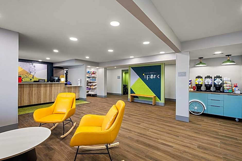 Spark by Hilton Fort Wayne