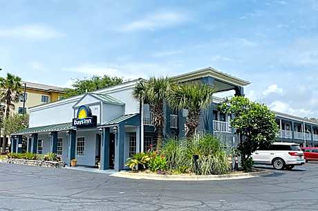 Days Inn by Wyndham Fort Walton Beach