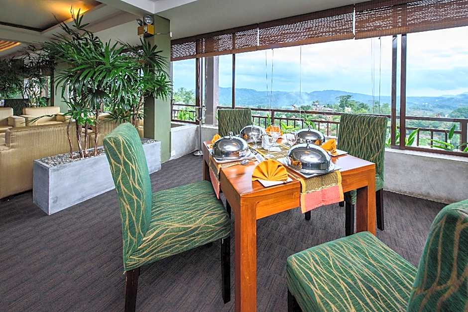 Tourmaline Hotel