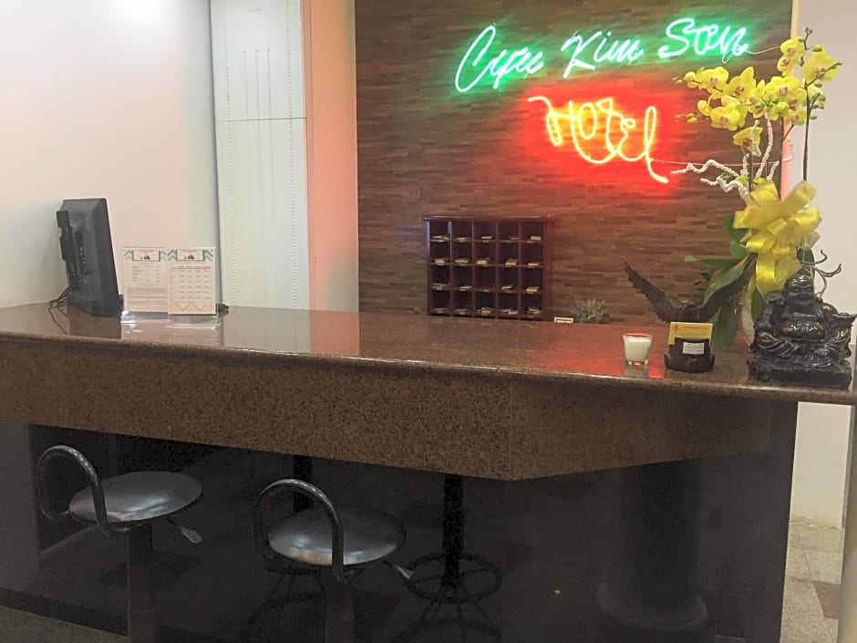 Cuu Kim Son Hotel