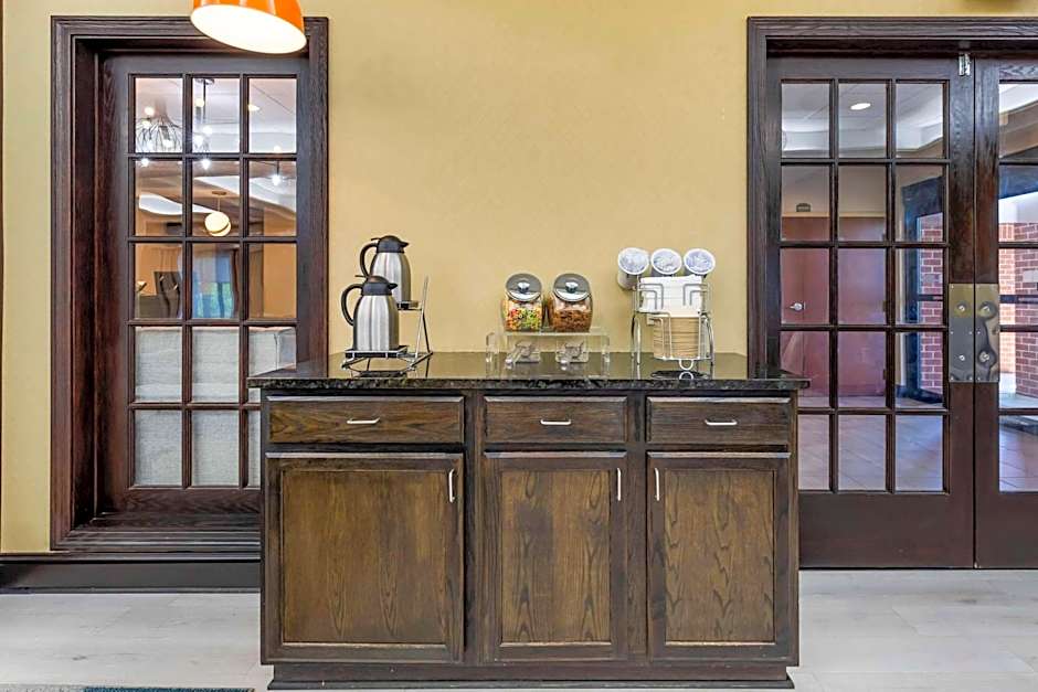 Comfort Inn & Suites Chestertown