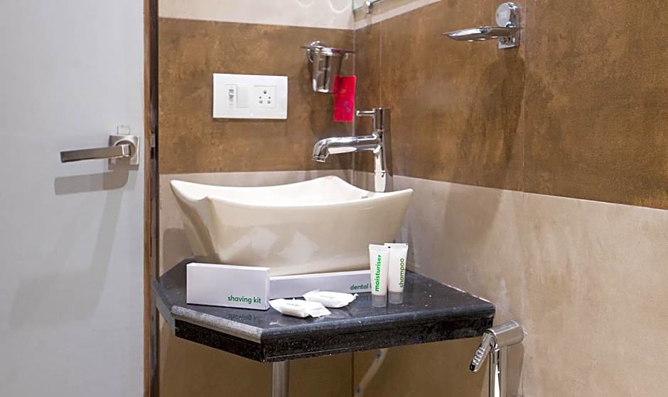 Treebo Amber International