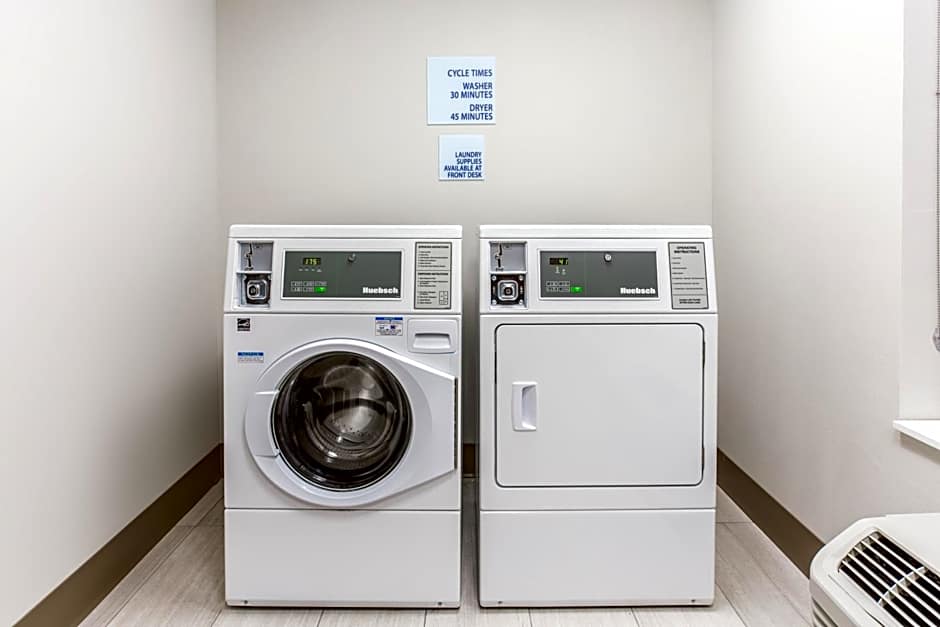 Holiday Inn Express And Suites Ottawa By IHG