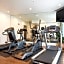 Holiday Inn Express Hotel & Suites Evanston By IHG
