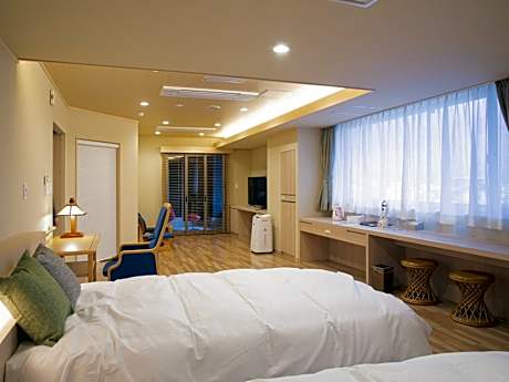 Japanese-Style Superior Room