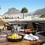 Chapmans Peak Beach Hotel